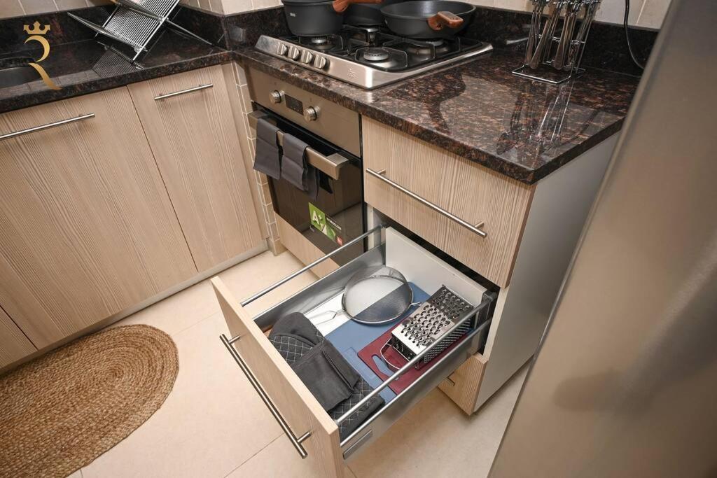 Yas Natura Bliss 1Br Apartment Abu Dhabi Exterior photo